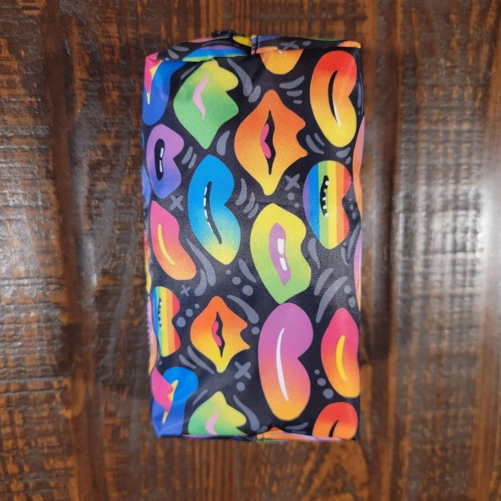Jason Naylor Zip‎ Rainbow Colorful Kisses Lips Cosmetic Pencil Travel Bag NWOT
